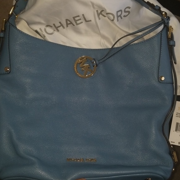 Bedford Michael Kors Shoulder Bag - Picture 2 of 6